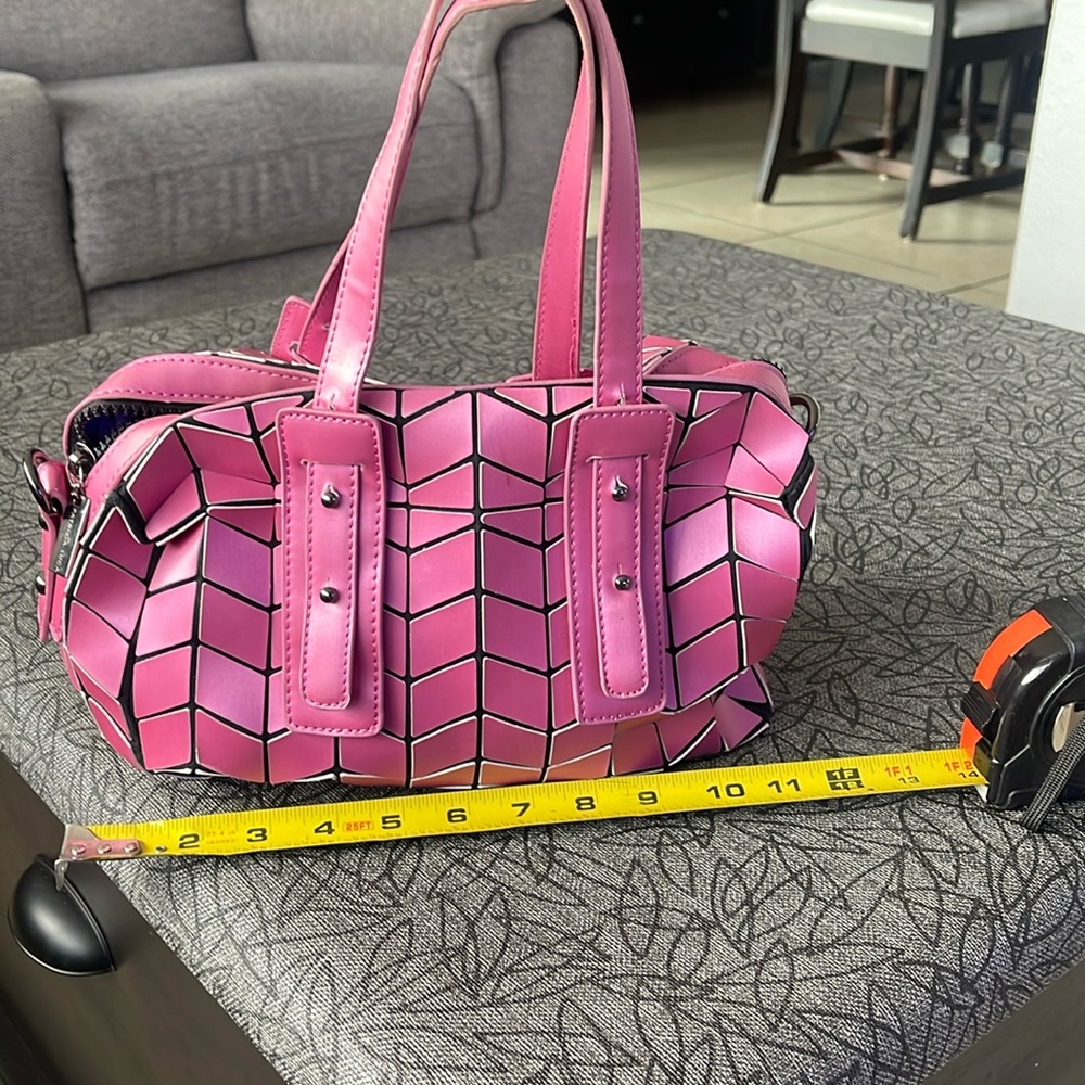 PATRIZIA LUCA Pink Geometric Puzzle Bag.